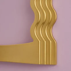 Cadre Waves, or