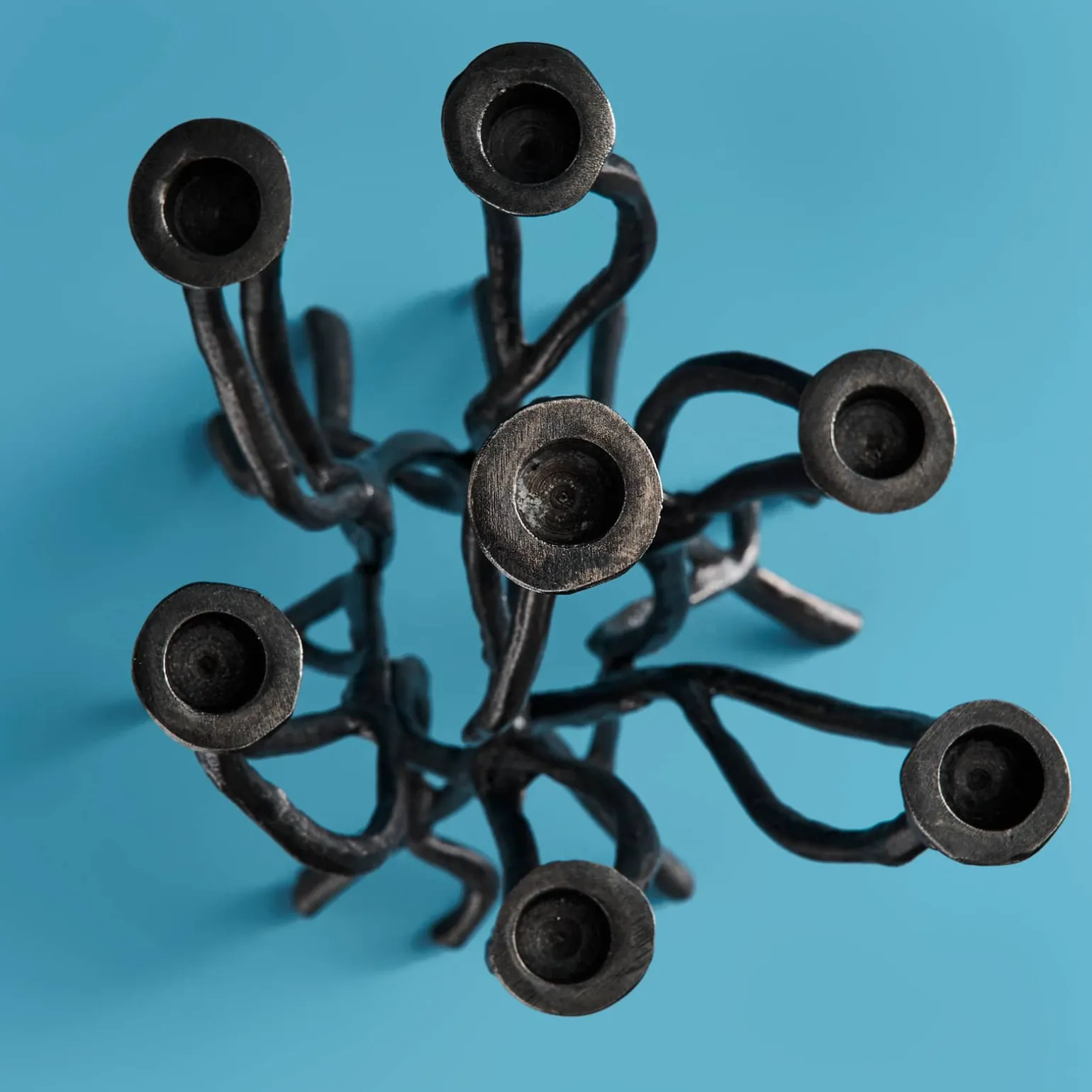 Chandelier Roots, noir, aluminium, fait main, 25x22x63,5 cm