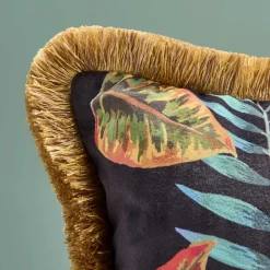 Coussin à franges Ararauna et feuilles