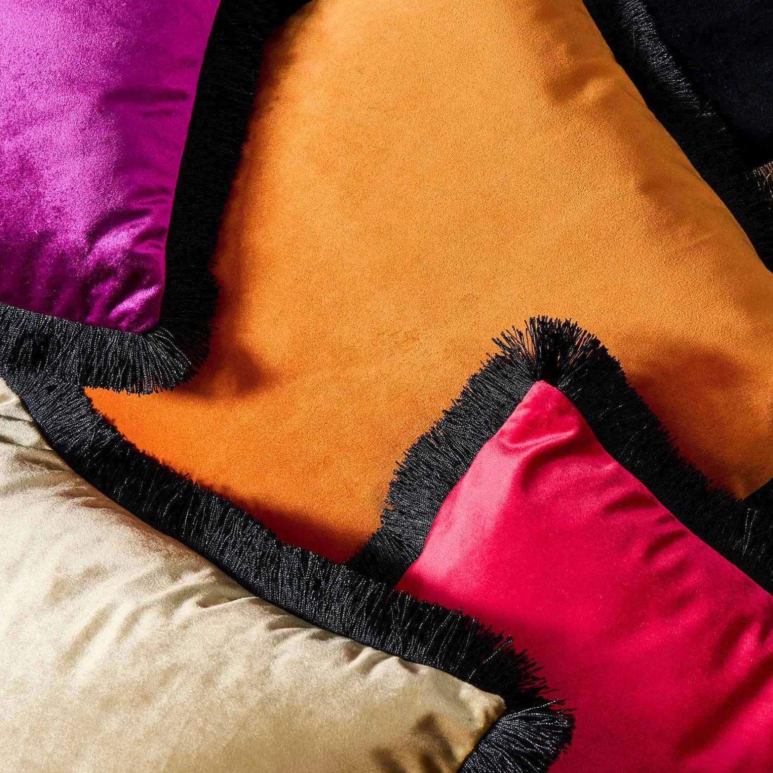 Coussin en velours Velvet Cushion, orange-noir