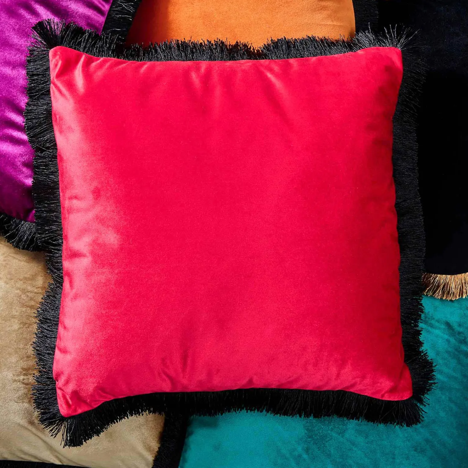 Coussin en velours Velvet Cushion, rose-noir