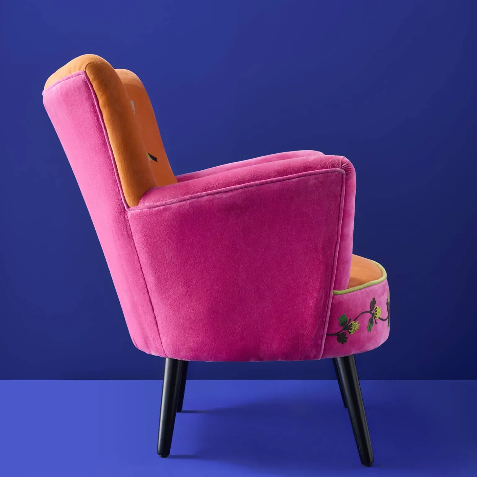 Fauteuil en Velours avec Motif d'Oiseau Kolibri, Orange-Rose, Brodé à la Main