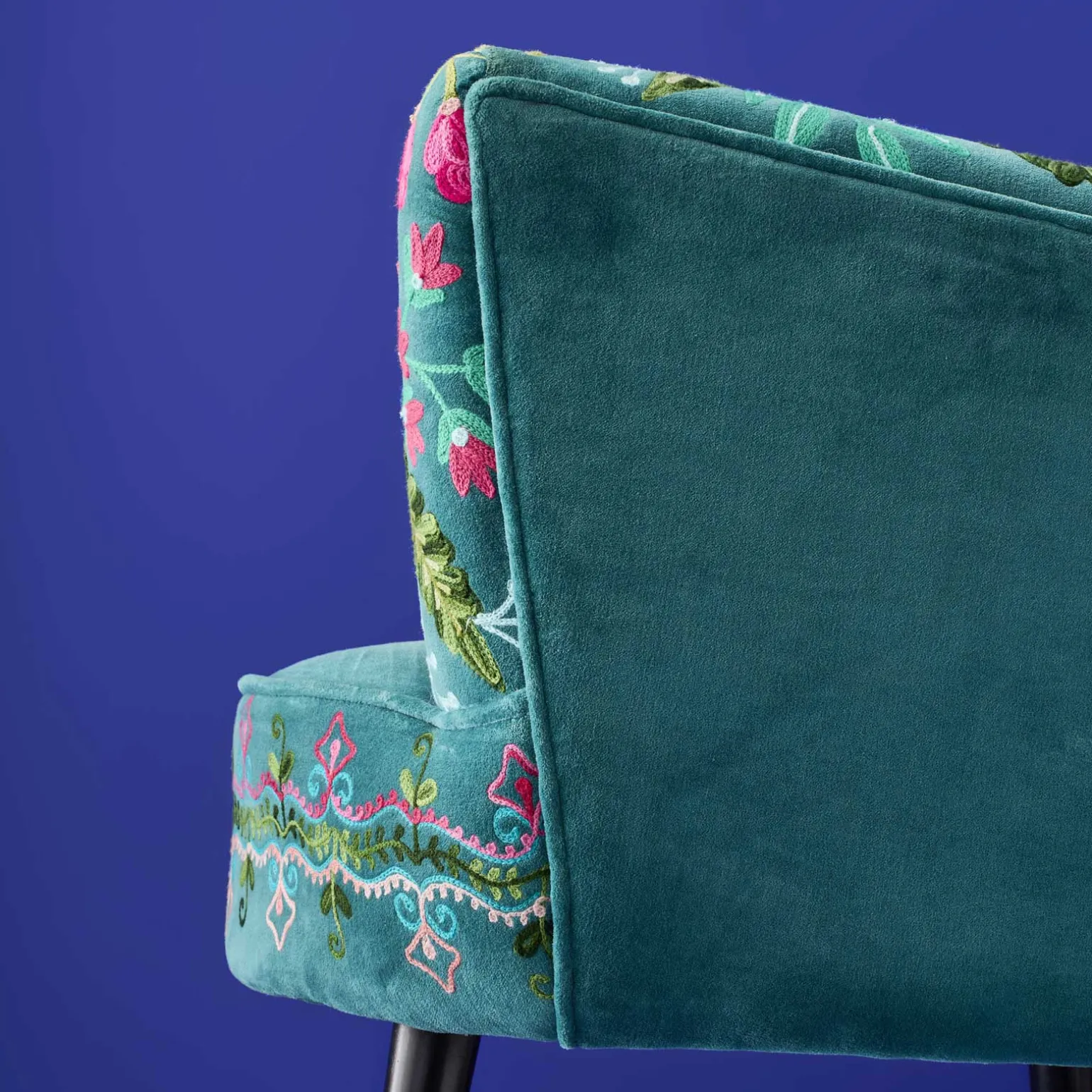 Fauteuil en Velours avec Motif Floral Frida, Turquoise, Brodé à la Main