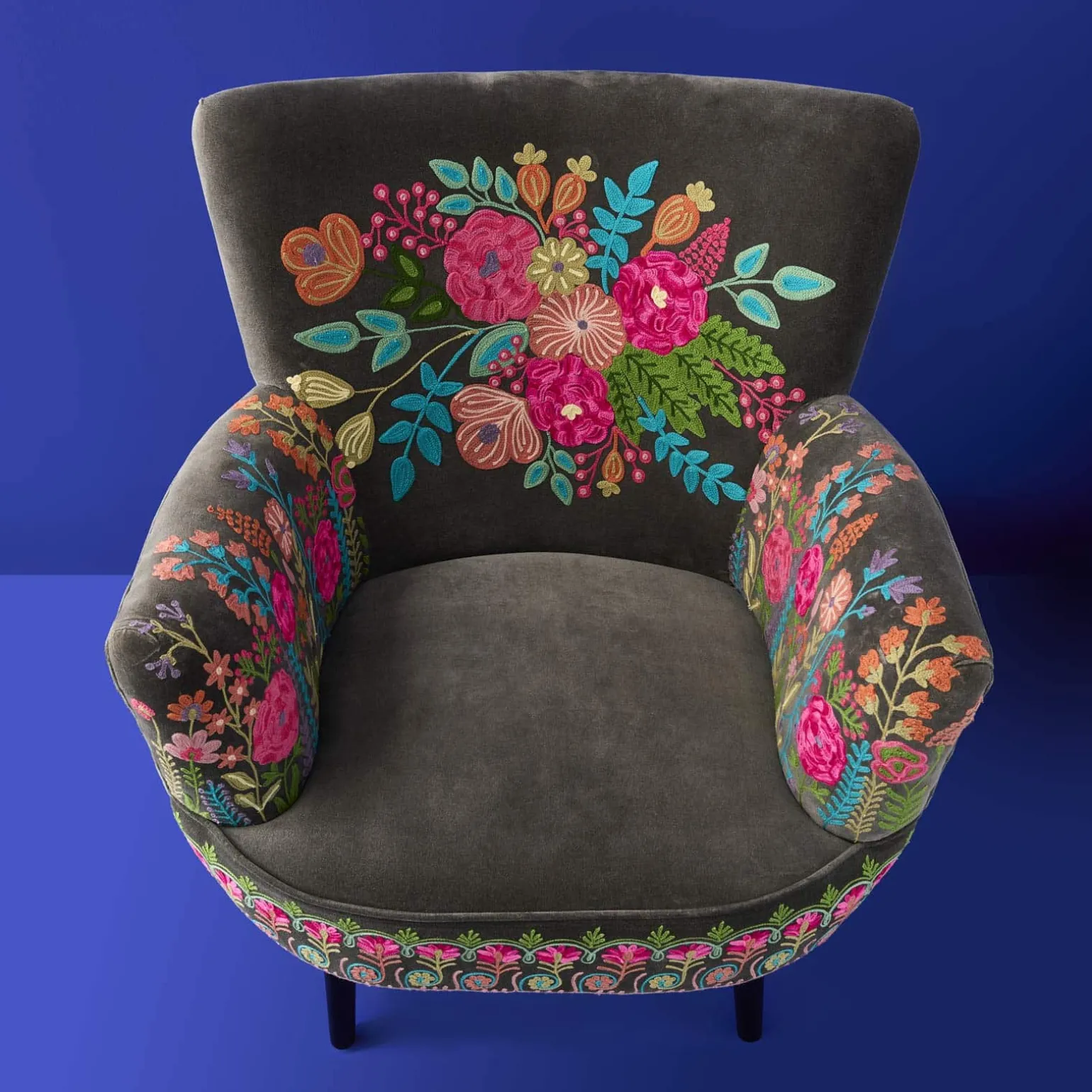 Fauteuil en Velours avec Motif Floral Lotte, Gris, Brodé à la Main
