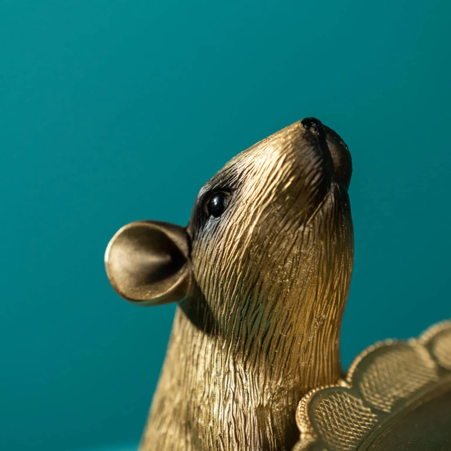 Figurine décorative rat Rudi Ratte, or