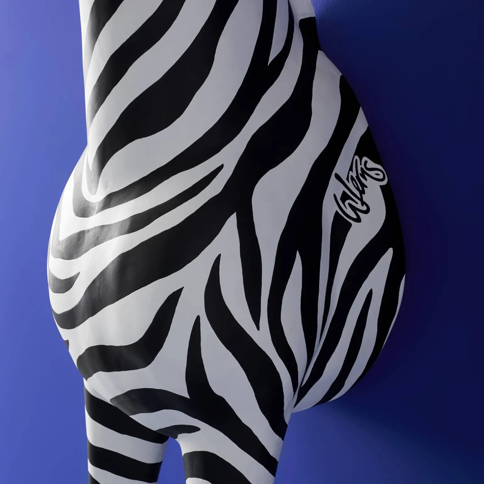 Lampadaire Zebra Zora, noir et blanc