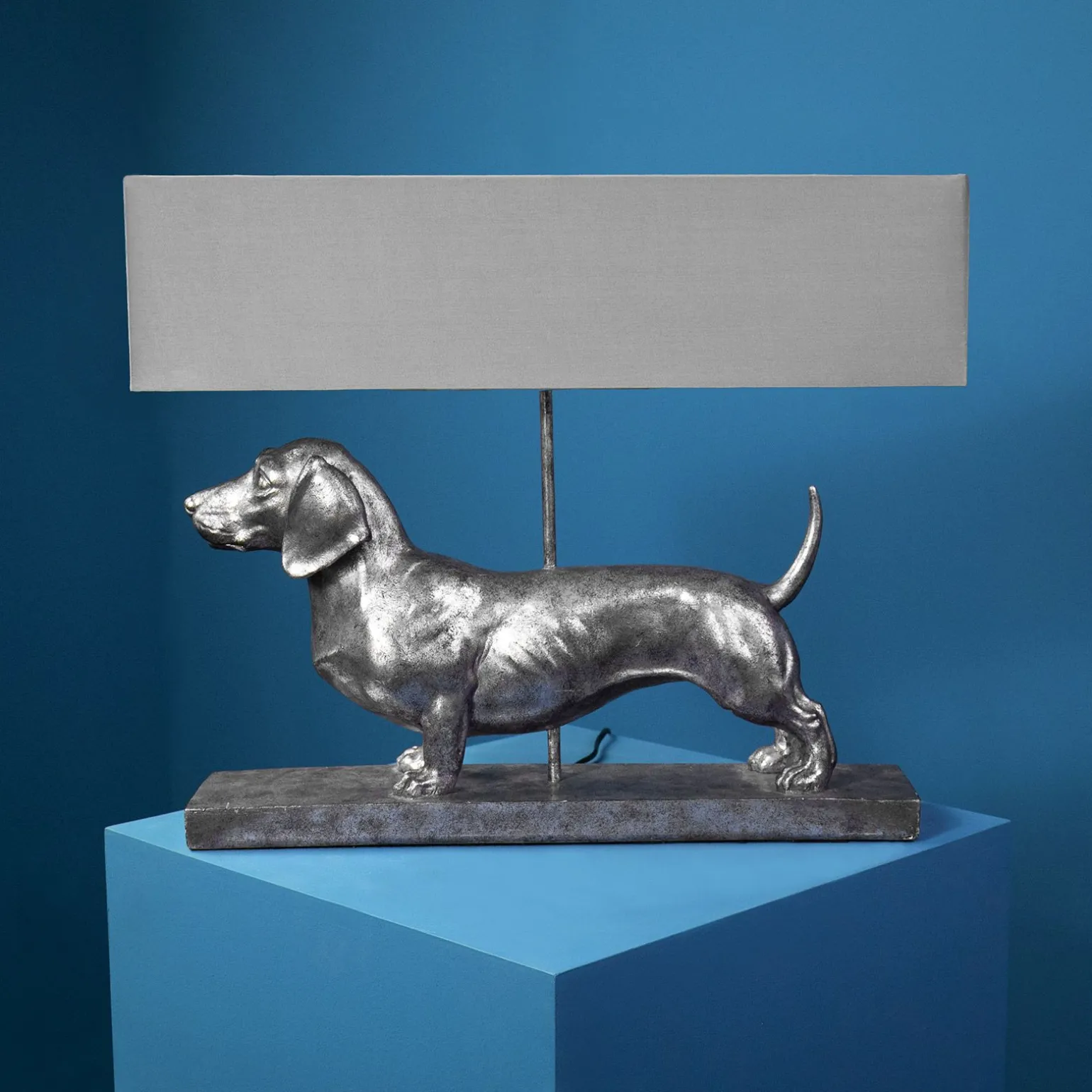 Lampe de table chien Frank, argent/gris