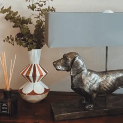 Lampe de table chien Frank, argent/gris