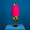 Lampe de table lapin Hiding Bunny®, or/magenta