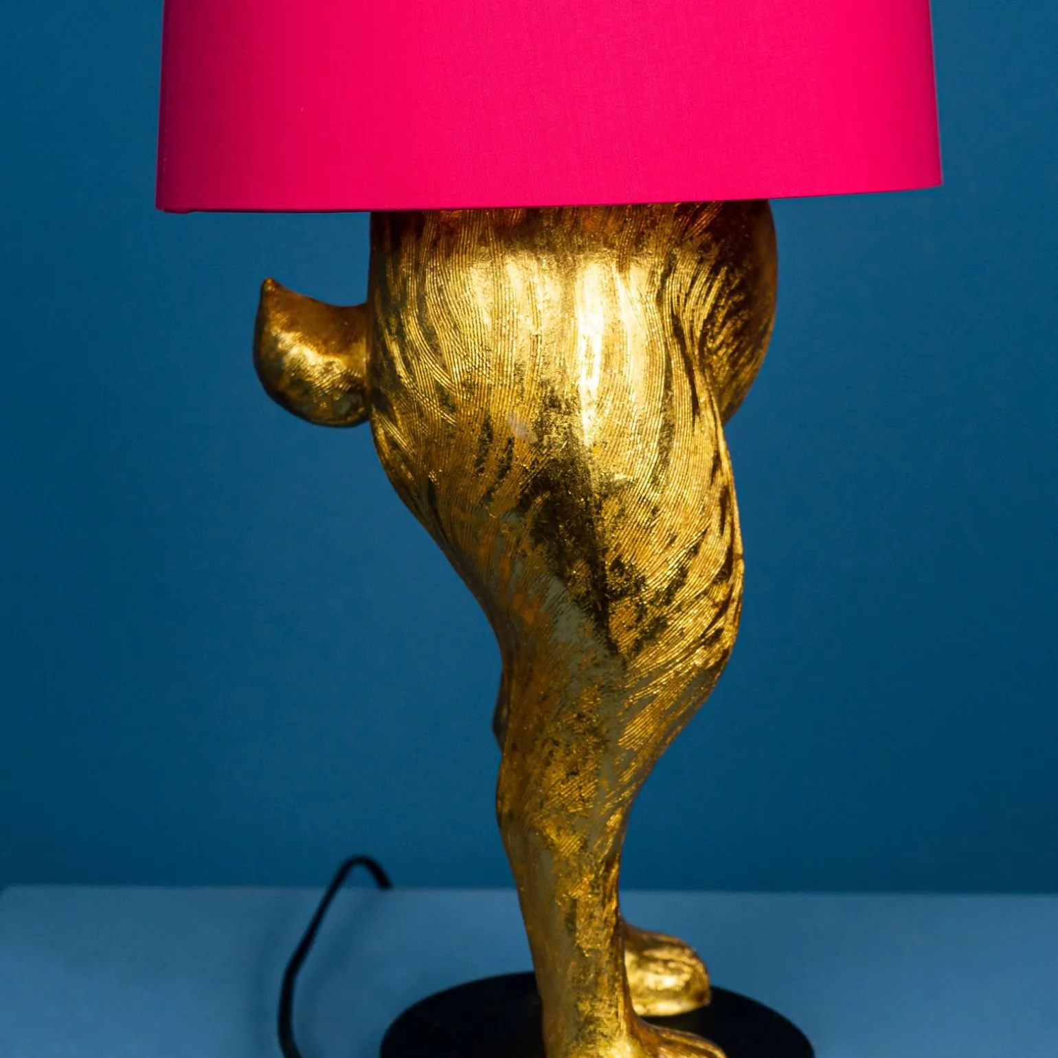 Lampe de table lapin Hiding Bunny®, or/magenta