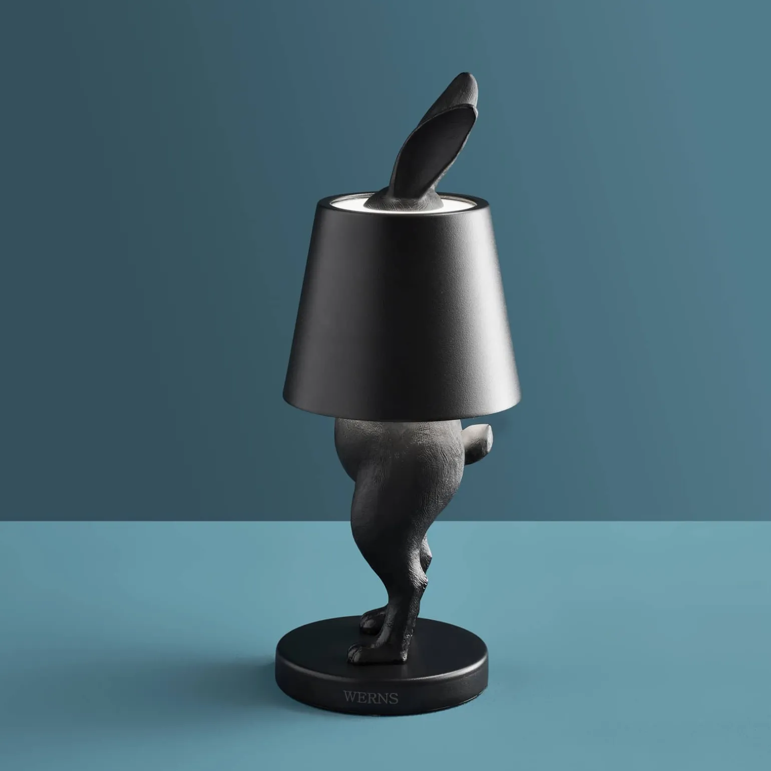 Lampe de Table Lapin LED Hiding Rabbit, noir mat