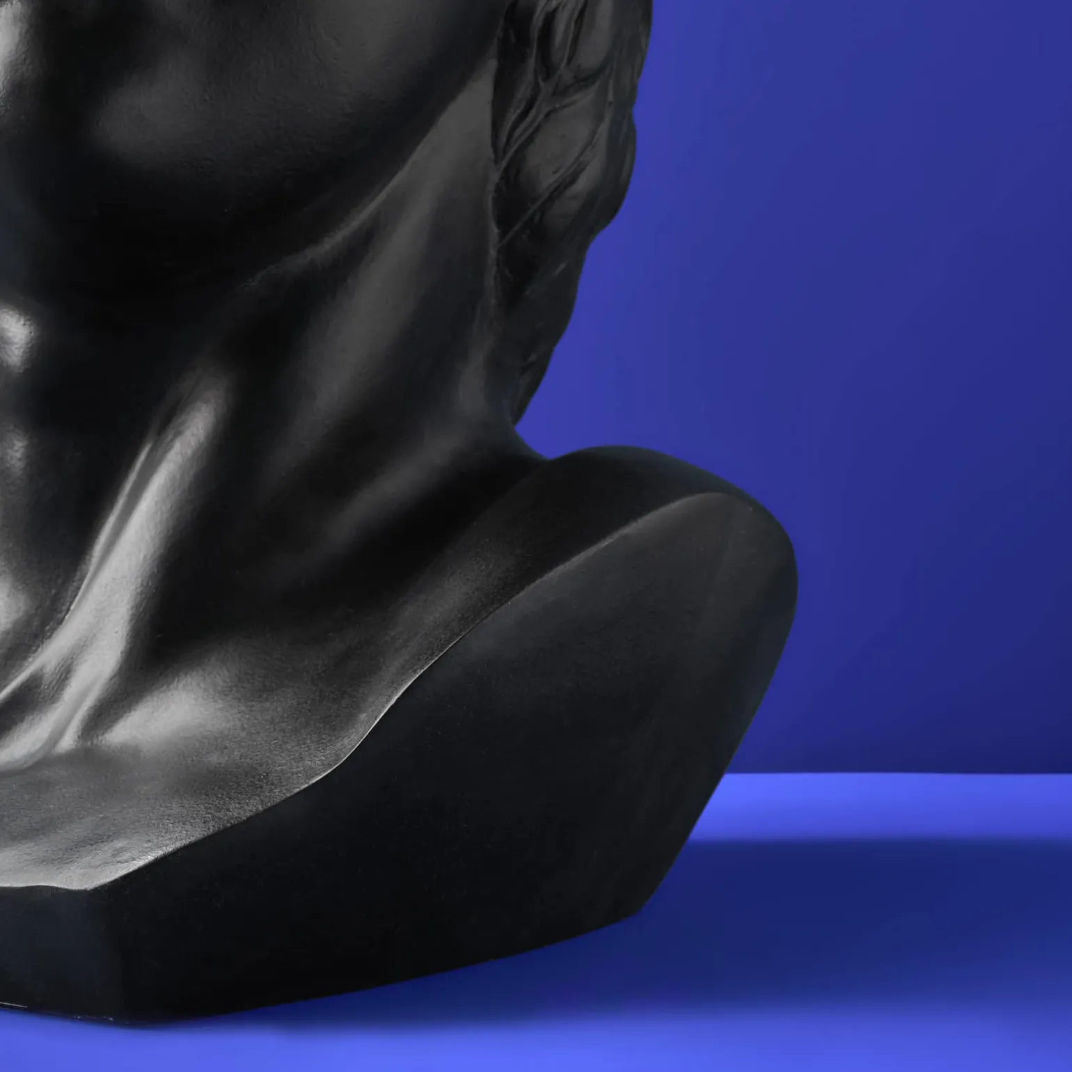 Table d'appoint Buste Masculin David, noir