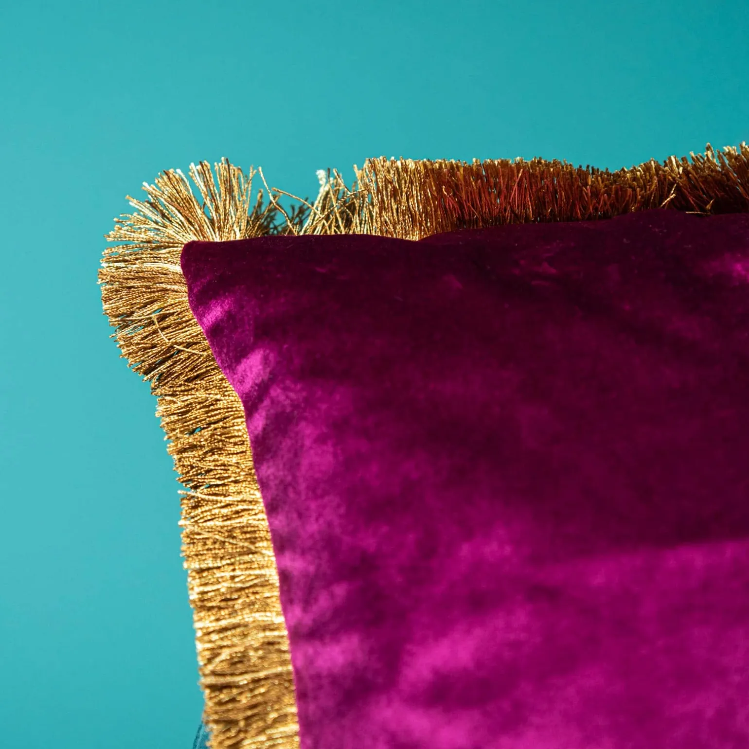 Velvet cushion